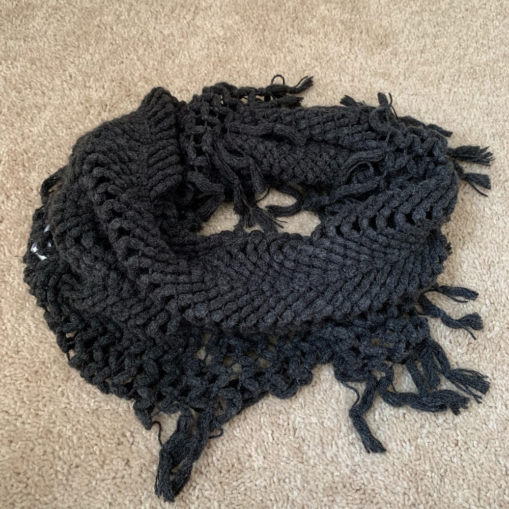 American Eagle scarf.